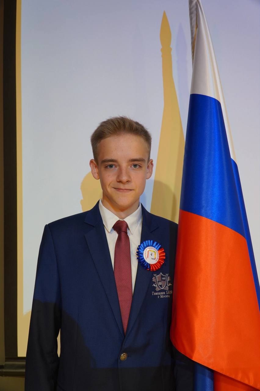 Михаил Сокол